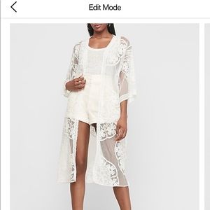 Express lace kimono